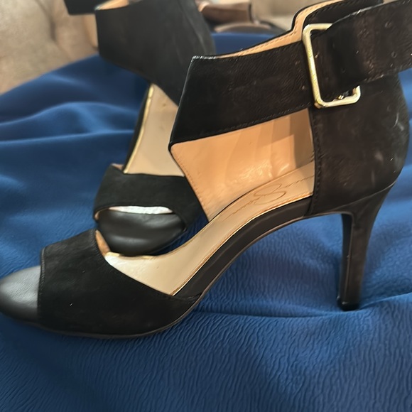 Open toe heels - Picture 2 of 4